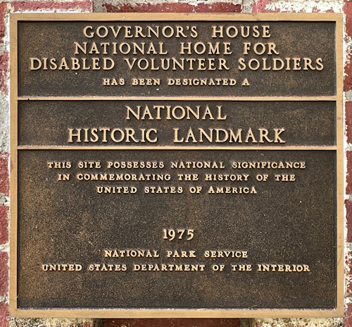 Plaque